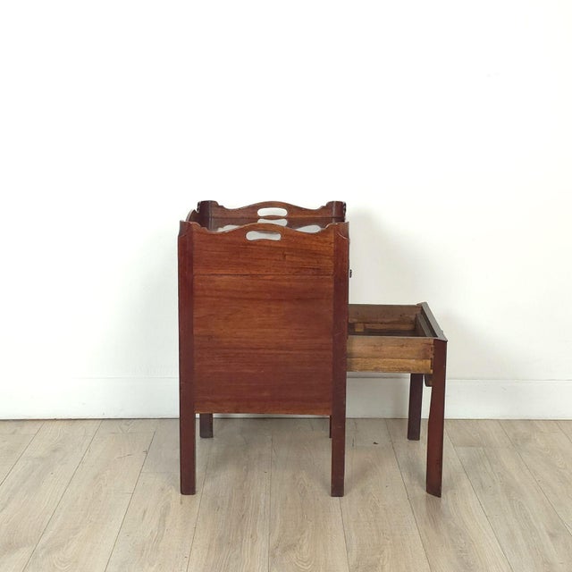 Wood Georgian Mahogany Tray Top Bedside Commode, England Circa 1800 For Sale - Image 7 of 9