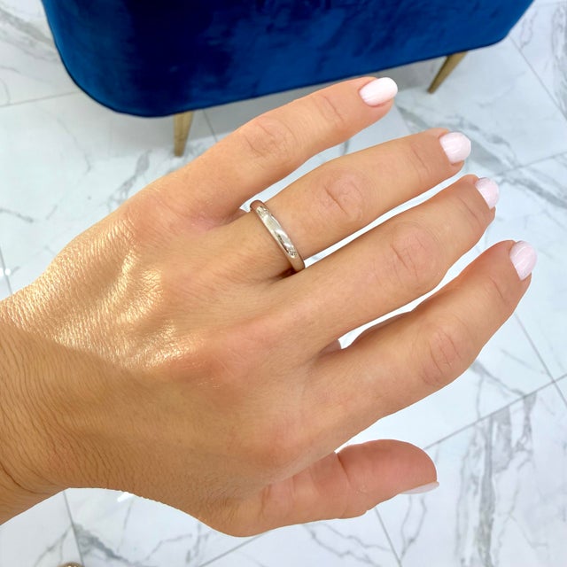 Platinum Ladies Tiffany & Co. Tiffany Forever 950 Platinum 3mm Wedding Band Ring, Size 7.5 For Sale - Image 8 of 8