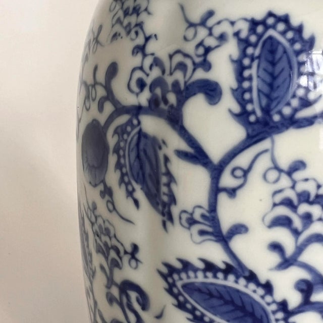 Chinoiserie Vintage Blue & White Chinoiserie Lidded Ginger Jar Floral Chinese Guan-Style Porcelain For Sale - Image 3 of 11