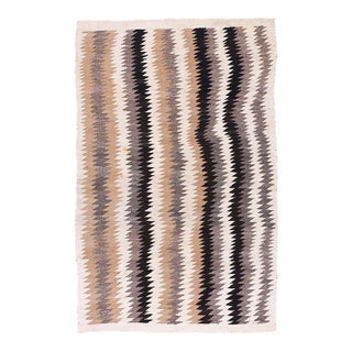 1930s Earth Tone Zig Zag Antique American Navajo Rug Eye-Dazzler 3'6" X 5'3" Flatweave Wool Carpet For Sale
