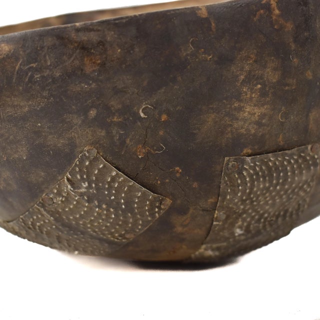 Early 20th Century Nupe Wood Bowl Nigeria For Sale - Image 4 of 7