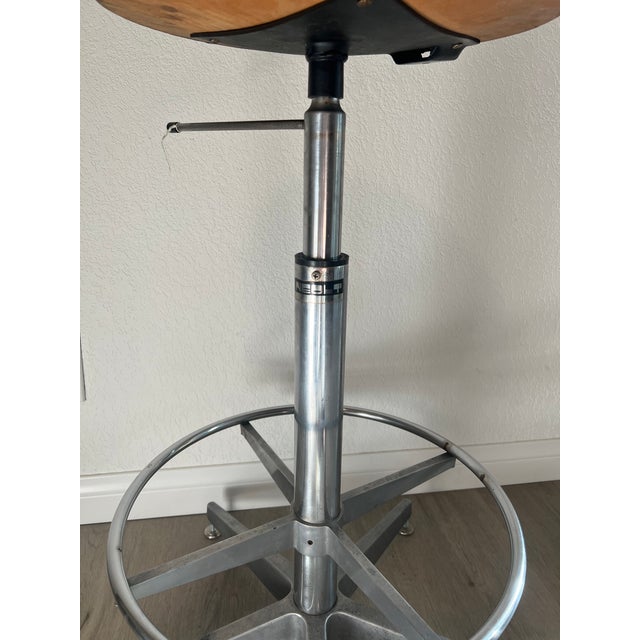 Mid-Century Modern Vintage Industrial Neolt Italian Lab Drafting Stool For Sale - Image 3 of 7