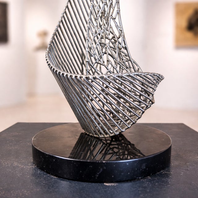 Bob Bennett, Untitled Abstract Dynamic Sculpture, 1979, Brass Wire For Sale - Image 9 of 17