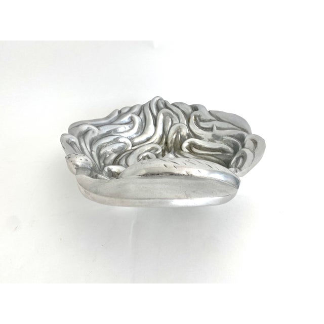 1990s Pewter Santa Bowl Tray For Sale In Los Angeles - Image 6 of 7