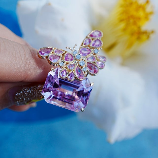 Metal Nina Zhou 17.9ct Pink Sapphire Diamond Butterfly on Kunzite Ring (One of a Kind) For Sale - Image 7 of 7