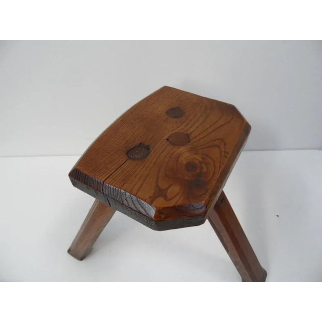 Antique Milk Stool, 1890s, in Very Good conditions. Designed 1890 to 1919