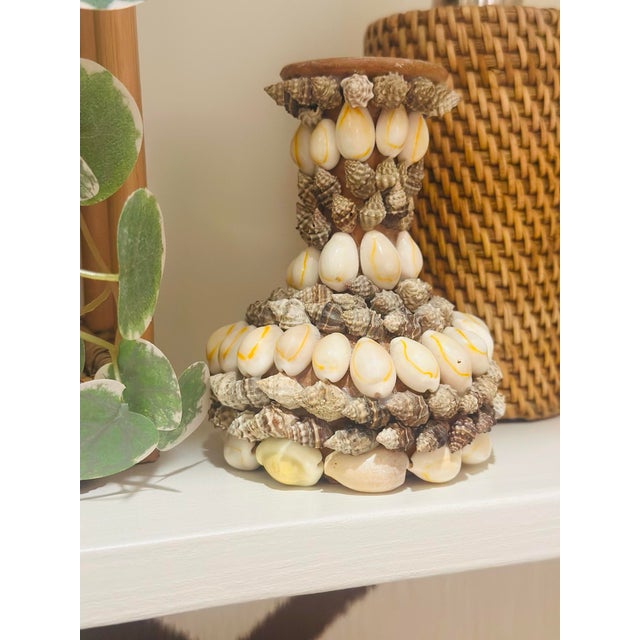 1960s Vintage Shell Vase For Sale - Image 5 of 6