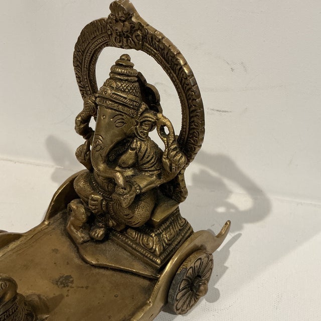 1980s Brass Lord Ganesha Bhagwan Idol Ganpati Statue Sitting on Mouse Driven Chariot For Sale In Houston - Image 6 of 10