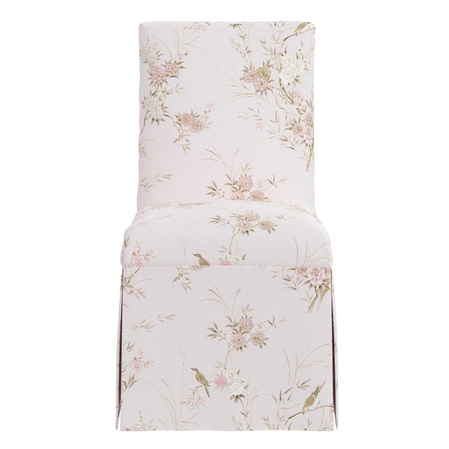 Rachel Ashwell, the founder of the iconic interior décor brand Shabby Chic, has partnered with Cloth & Company to create a...