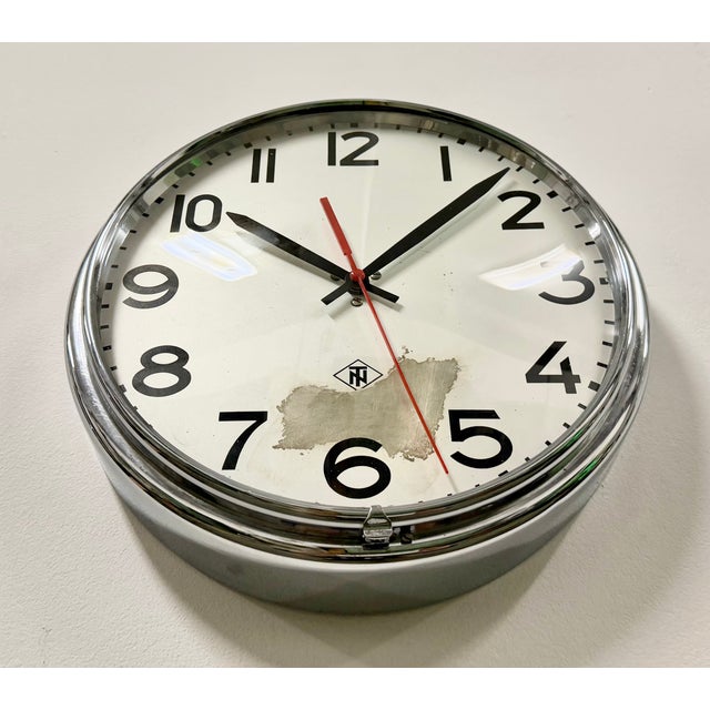 Vintage Industrial Silver Wall Clock from TN, 1960s For Sale - Image 6 of 18