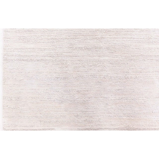 Modern Hand-Knotted Silk and Wool Rug in Elegant Beige by Doris Leslie Blau For Sale - Image 4 of 7