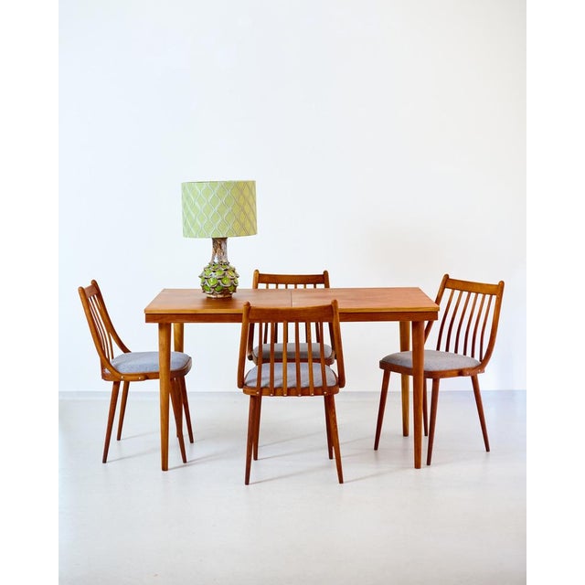 Beautifully restored piece! It can be opened easily, with built in extension. Maximum lenght is 170.5 cm This piece is...