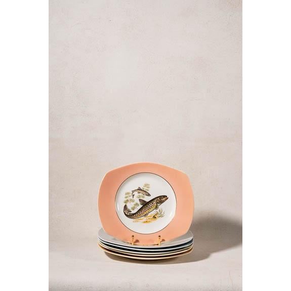 Set of 6 Fish Plates With Colored Rims by Figgio Flint Norway (1960s) For Sale - Image 4 of 6