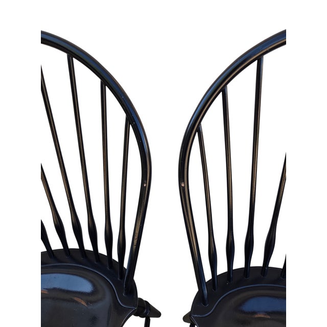 1990s 2 Nichols & Stone Windsor Side Chairs Bow Back Saddle Seat Distressed Country For Sale - Image 15 of 18