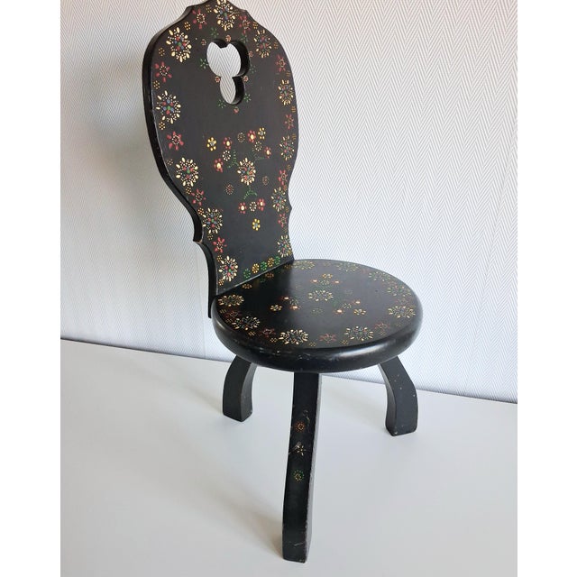 Pair of Vintage Hand-Painted Folk Art Chairs, Scandinavian Decorative Folk Chairs, Cottage Accent Chairs For Sale - Image 13 of 17