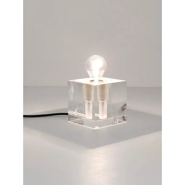 Plastic Mid-Century Acrylic Glass Cubic Table Lamp, Italy, 1970s For Sale - Image 7 of 11