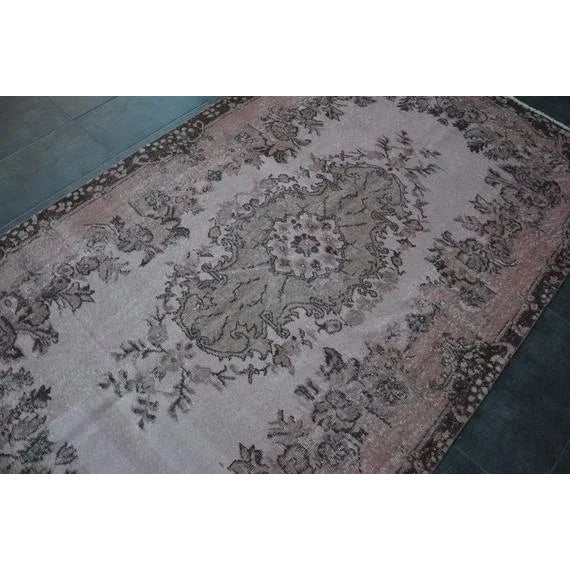 Pink 1960s Vintage Turkish Pale Pink Rug - 5′ × 8′9″ For Sale - Image 8 of 11