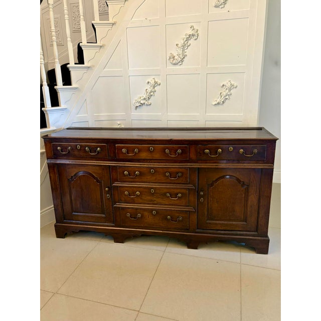 Antique George III Welsh Sideboard in Oak, 1750 For Sale - Image 11 of 11