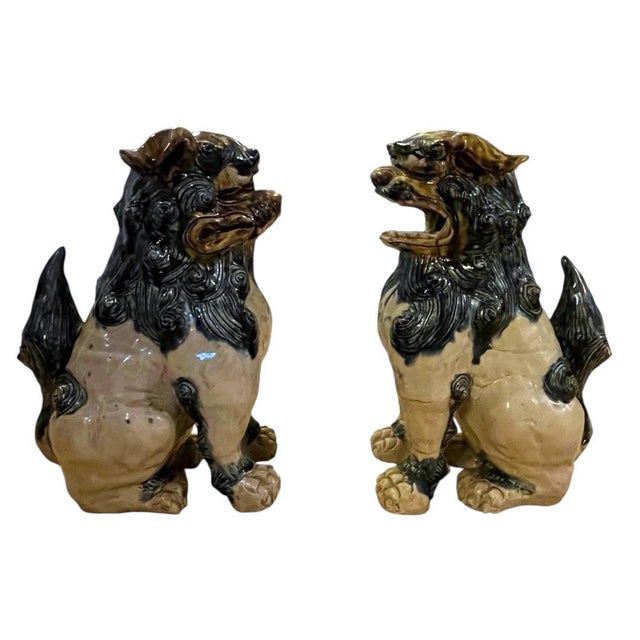 Large Mid-Century Chinese Ceramic Foo Dog Guardian Lion Pair — Tortoiseshell Glaze For Sale - Image 9 of 12