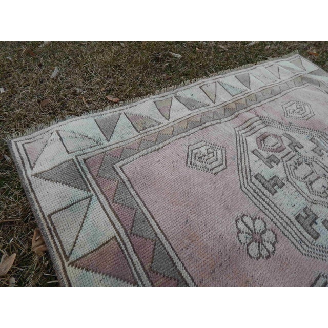 1960s Distressed Oushak Rug 3′12″ × 4′7″ For Sale - Image 5 of 10