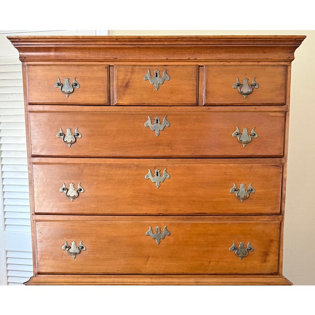 18th Century C. 1750s Maple Highboy Chest of Drawers For Sale - Image 5 of 13