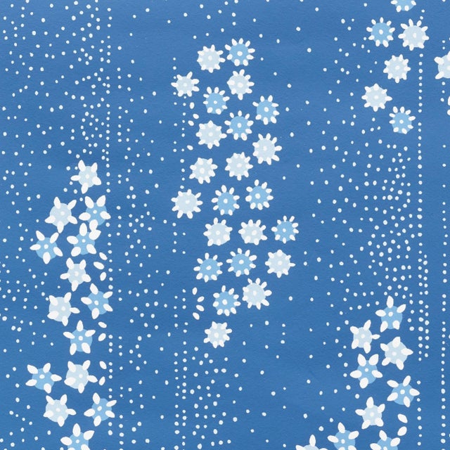 This listing is for a wallpaper sample only. If you'd like to purchase this wallpaper, please click here:...