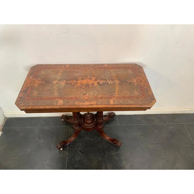 Hollywood Regency Regency Gambling Table in Mahogany Inlaid on Briar, England, 1800s For Sale - Image 3 of 10