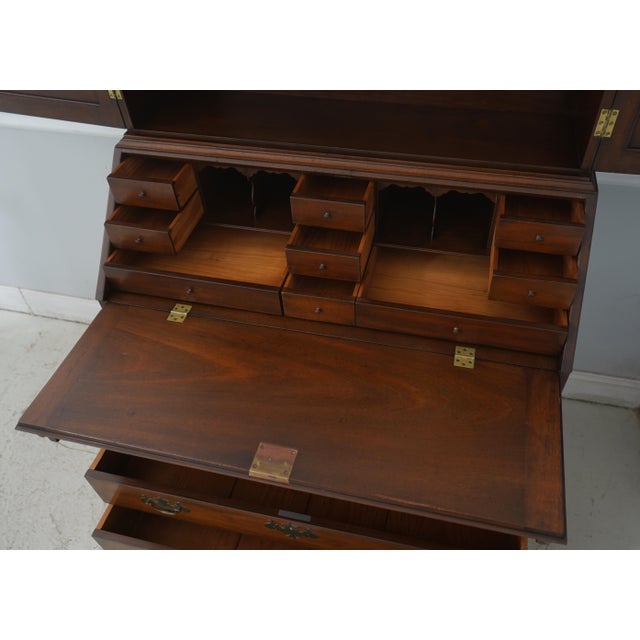 1960s 1960s Kittinger Cw-1 Colonial Williamsburg Mahogany Desk For Sale - Image 5 of 18