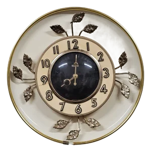 Vintage United Clock Corp Model 45 – Mid-Century Modern Wall Clock With Gold Leaf Motif, Brooklyn Usa