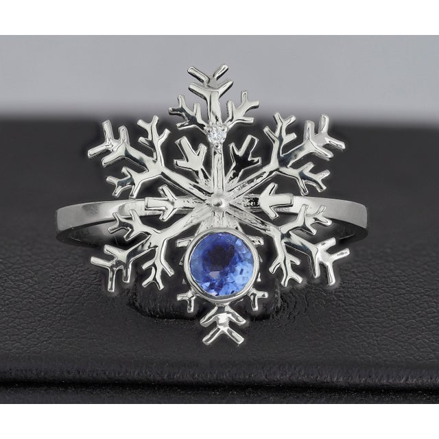 Metal Tanzanite Snowflake Gold 14k Ring For Sale - Image 7 of 9