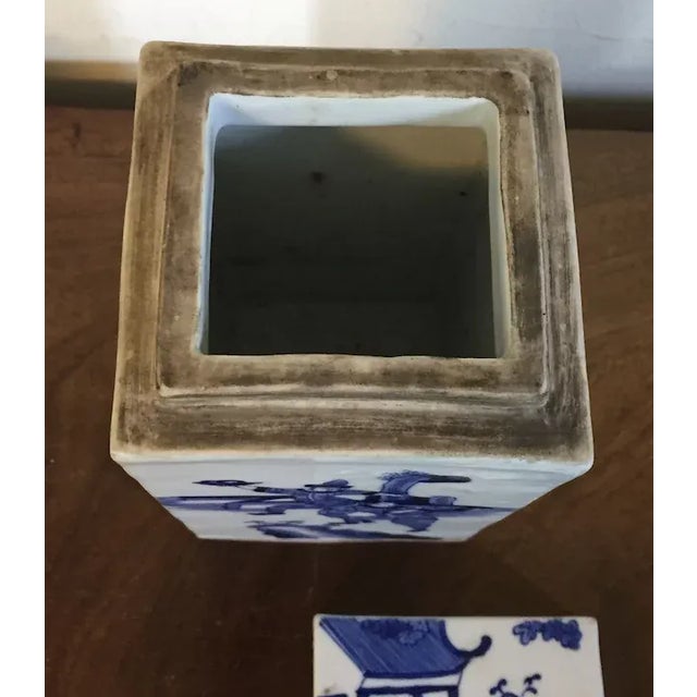 Antique 19th Century Chinese Blue & White Porcelain Covered Brush Pot or Box For Sale - Image 4 of 13