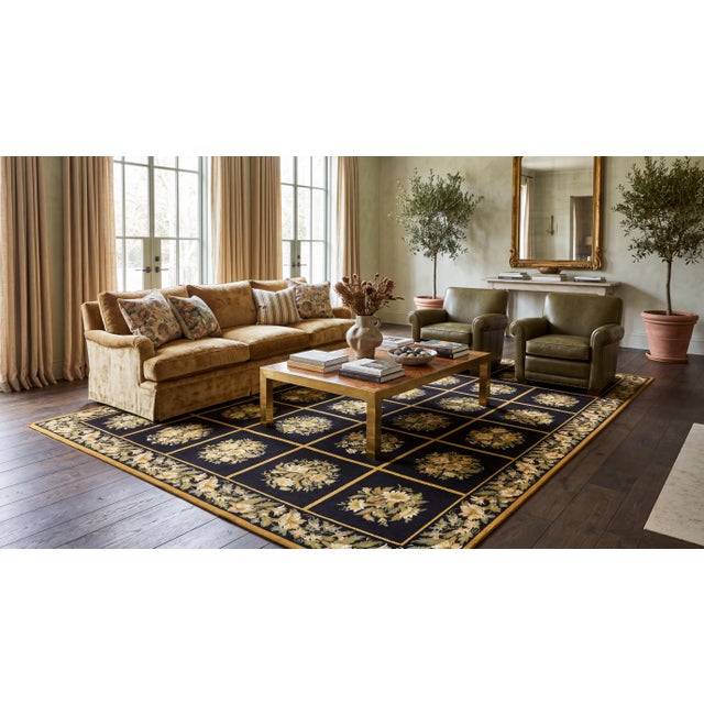 This exquisite vintage Aubusson flatweave rug has been thoughtfully handcrafted from high-quality wool. It showcases a...