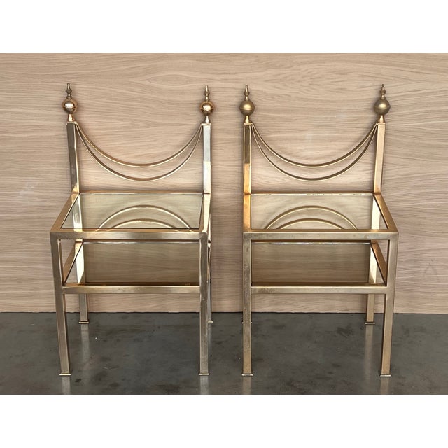 Italian Pair of Midcentury Italian Bronze and Glass With Nightstands With Crest For Sale - Image 3 of 6