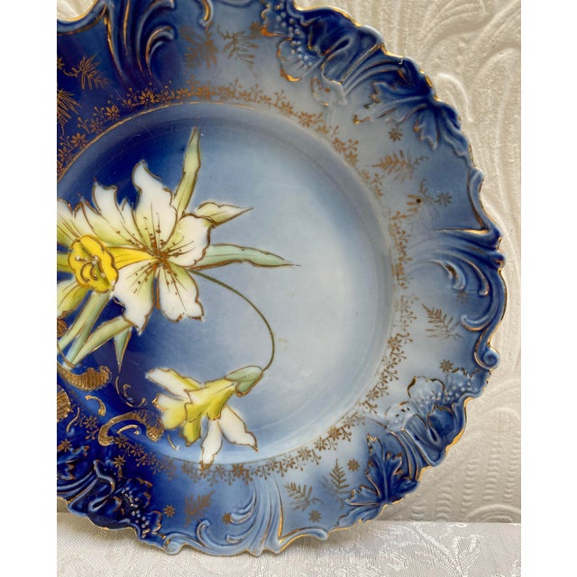 Antique Flow Blue Hand Painted Flowers Art Nouveau Germany Saxe Altenberg Cabinet Plate For Sale - Image 4 of 7