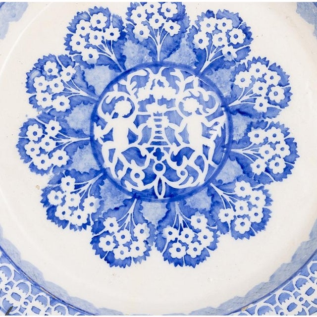 Earthenware - Plate with scalloped rim in earthenware - 19th century. Portuguese; manufactured in the North in the 19th...