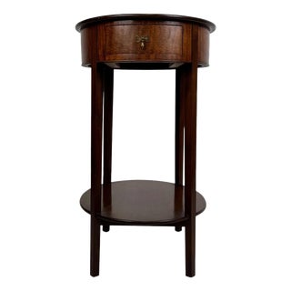 Antique English Edwardian Oval Side Table in Mahogany For Sale