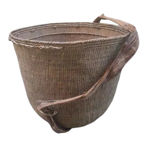 Vintage Yanomami Gathering Basket With Handle For Sale