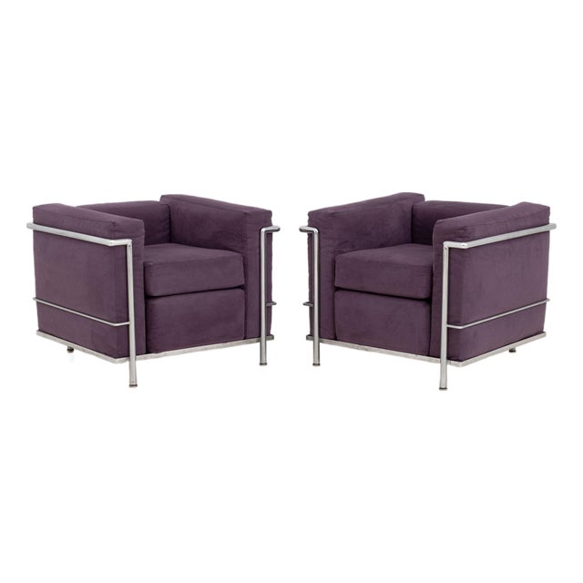 Le Corbusier Lc2 Club Chairs, Pair For Sale
