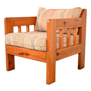 Mid-Century Modern Knotty Pine Lounge Chair With Southwest Upholstery, Circa 1960s For Sale
