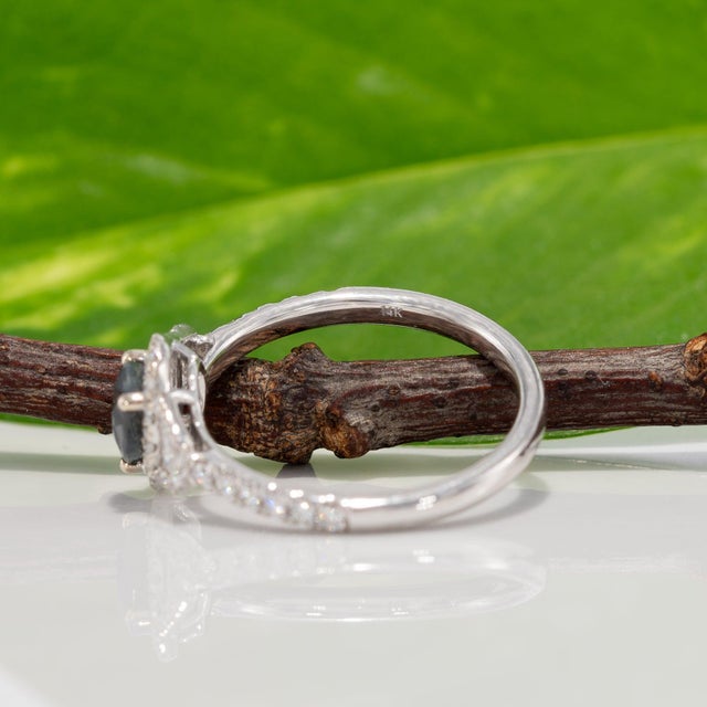 Alexandrite Halo Ring With Earth-Mined Diamonds Accents: Solid 14k Gold, 6x5mm, Size 6.75 For Sale - Image 12 of 12