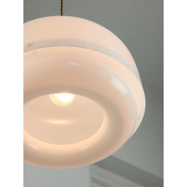 Italian White Medusa Pendant Lamp by Luigi Massoni for Guzzini, 1970s For Sale - Image 14 of 17