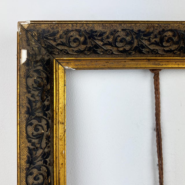 Antique Italian Gesso and Wood Picture Frame For Sale - Image 4 of 11