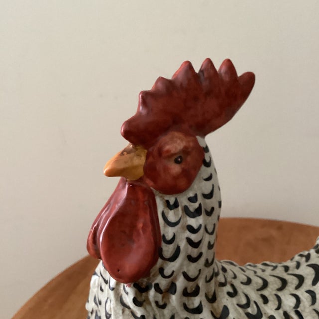Mid 20th Century Vintage Authentic Italian Hand-Painted Ceramic Rooster and Tiny Hen Sculpture For Sale - Image 5 of 12