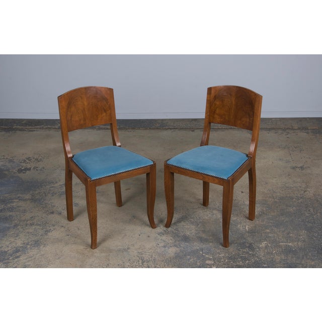 Mid 20th Century 1950s French Art Deco Maple Dining Chairs W/ Blue Velvet - Set of 6 For Sale - Image 5 of 12