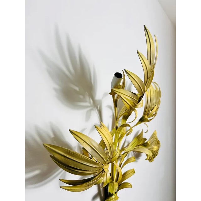 Florentine Flower Shape Wall Lamp, Italy, 1950s For Sale - Image 9 of 11