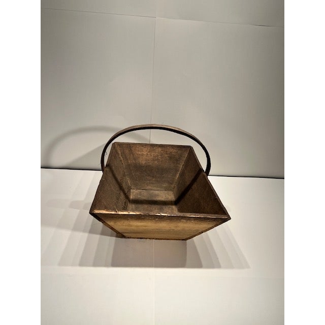 English Wooden Gathering Basket With Wooden Handle - #362 For Sale In Chicago - Image 6 of 7