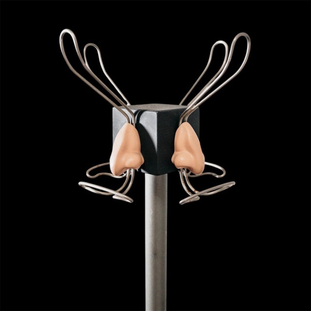 Sculptural Homage to Magritte Coat Rack from Antartidee, 1980s For Sale - Image 4 of 10