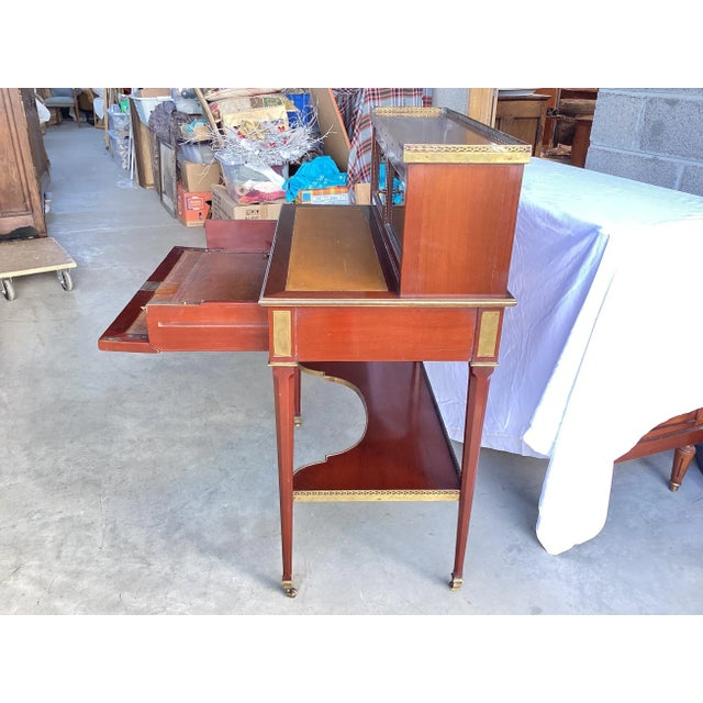 Antique French Louis XVI-Style Writing Table For Sale In New York - Image 6 of 11