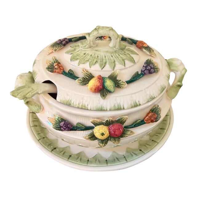 Vintage Japanese Majolica Style Fruit Garland Soup Tureen With Underplate & Ladle For Sale