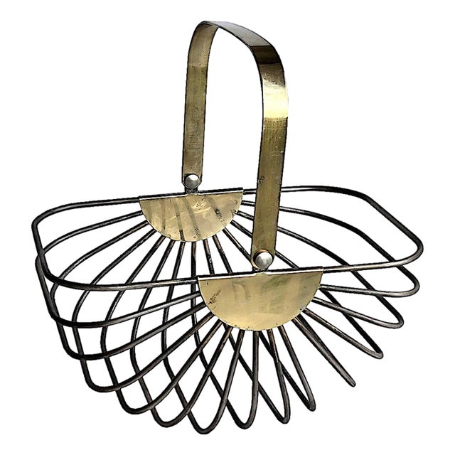 Vintage Art Deco Style Wire Bread/Fruit Basket in Stainless Steel and Brass Plate Handle For Sale